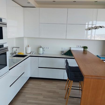 White Dune Apartment - Self Check-In クライペダ エクステリア 写真